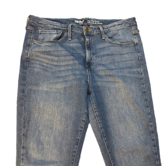 Plus Size High Rise Skinny - Picture 2 of 5